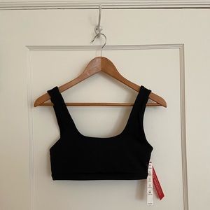 Good American “The True Strength Sports Bra”